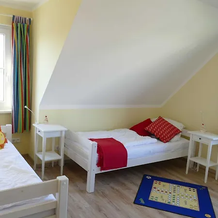 Сasa de vacaciones E18 Meerzeit Ostseebad Rerik, 4-raum-ferienhaus Neu Gaarz