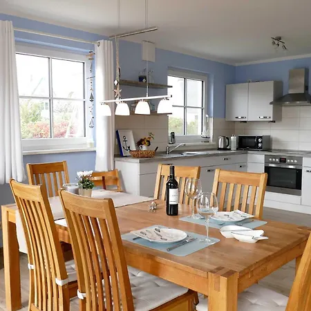 E18 Meerzeit Ostseebad Rerik, 4-raum-ferienhaus Сasa de vacaciones *